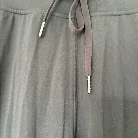 Lululemon New never worn 29 inch inseam Ready to Rulu Joggers. - Picture 6 of 7